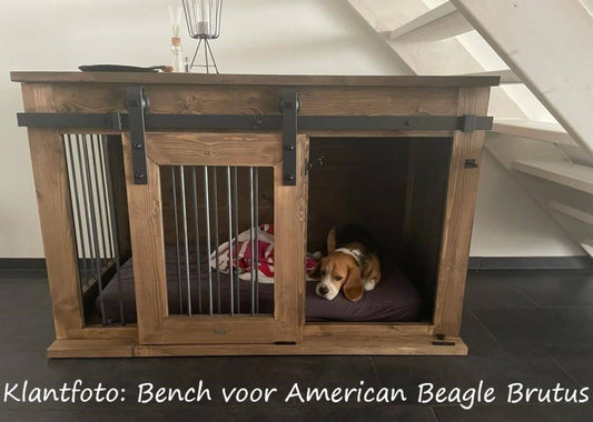 Rustieke hondenbench stoer