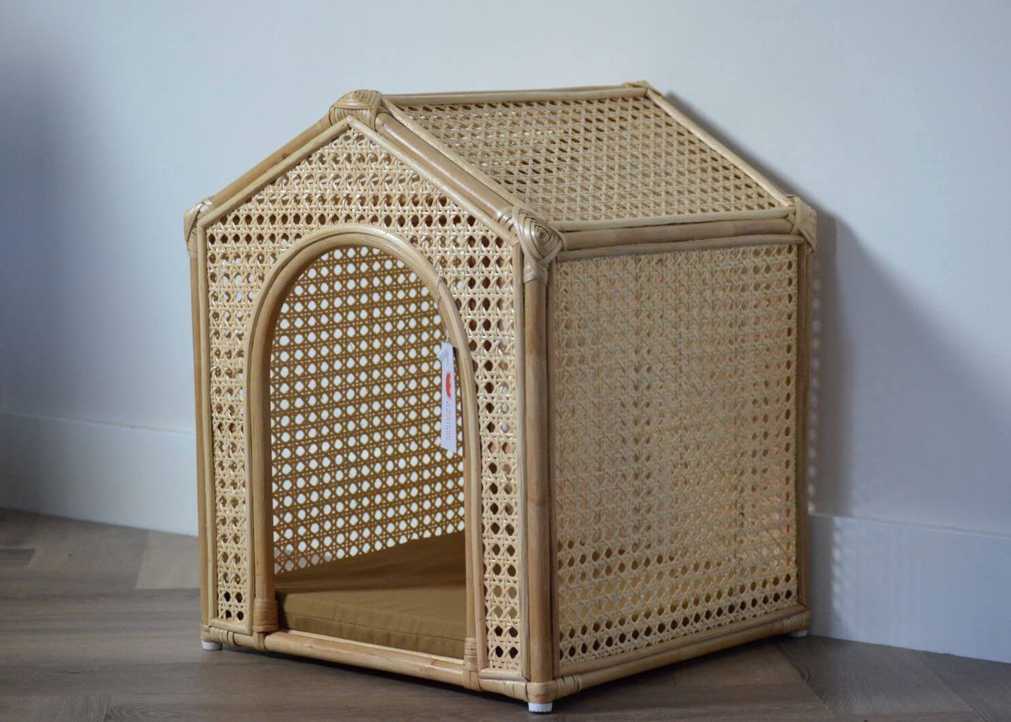 Duurzaam_handgemaakt_Rattan_honden_en_honden_mand_met_matras_Chateau_Rustique