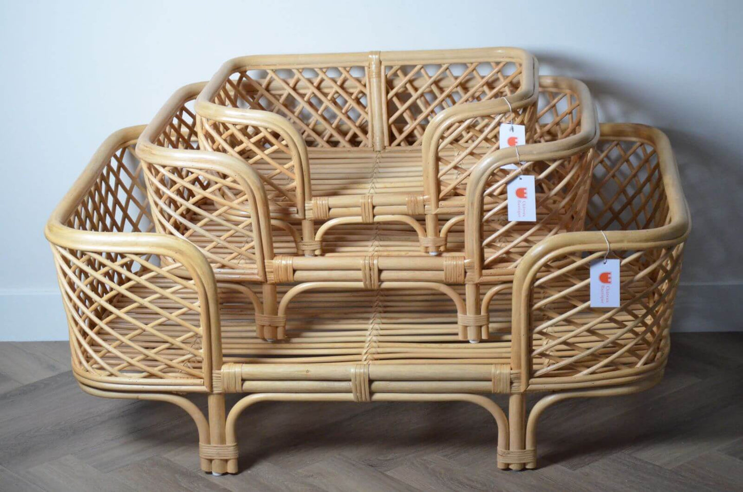 Rotan_Hondenbed_voor_Kleine_en_grote_Honden_Chateau_Rustique