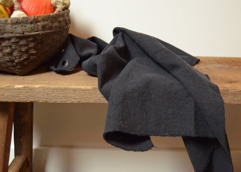 Linnen keukendoek gerafeld zwart 50x60 met zeiloog