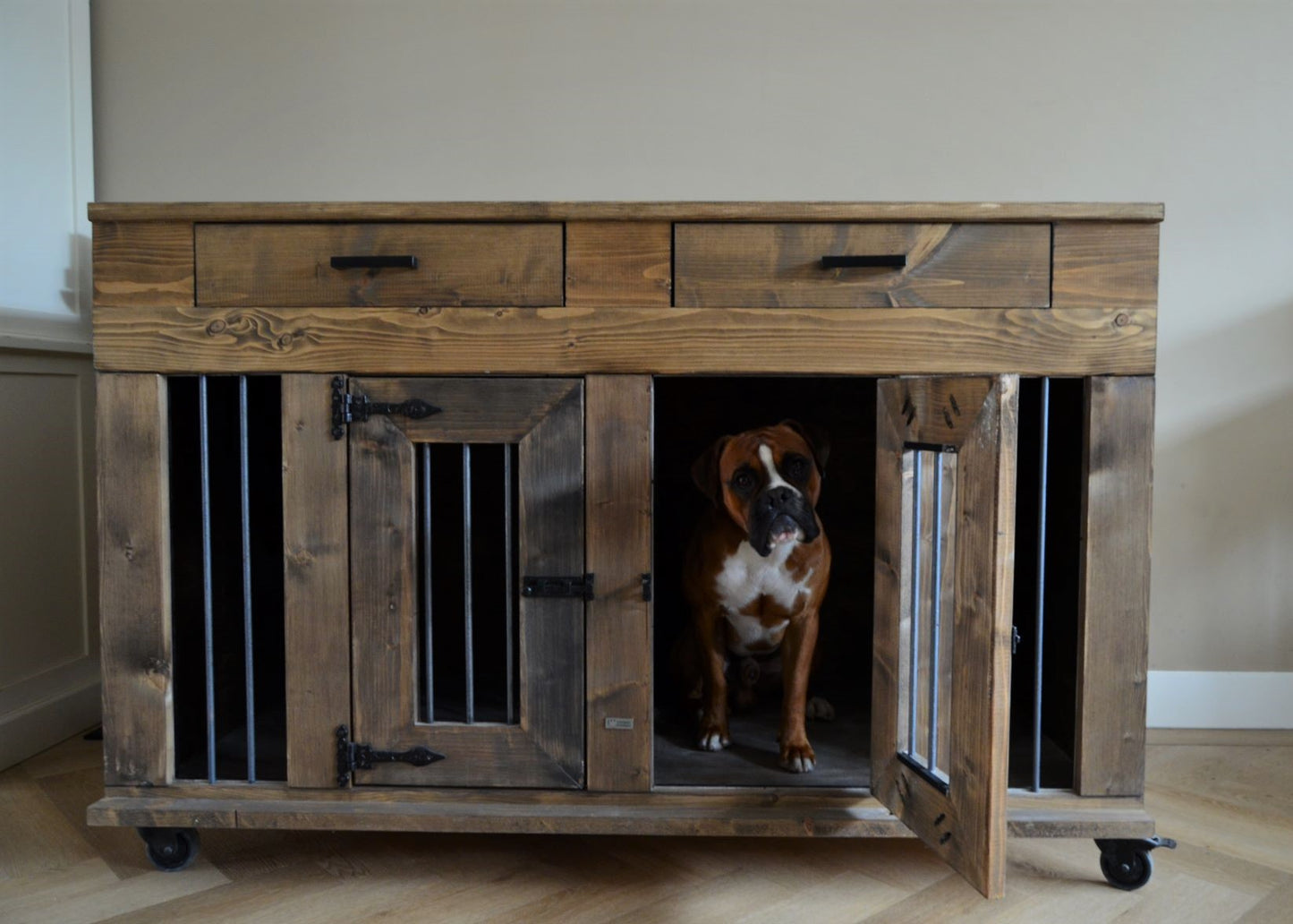 Hondenbench-openslaande-deurtjes-hondenkennel-hondenhok-kamerbench-houten-bench